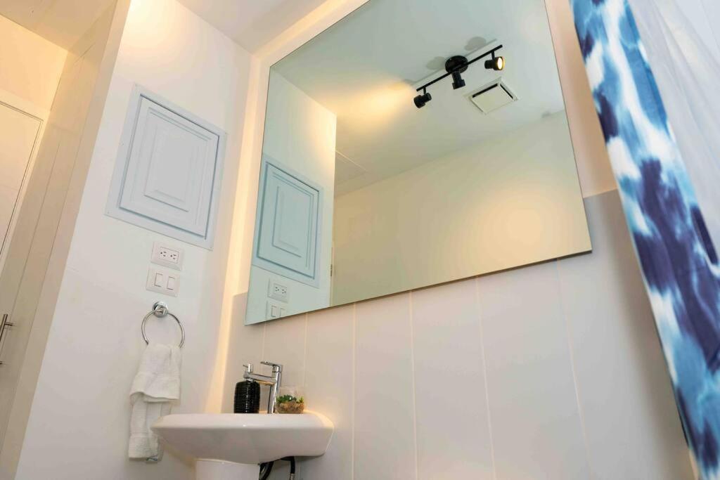 Lovely 1 Bedroom Unit With Free Parking Modra Zone 4 Guatemala City ภายนอก รูปภาพ