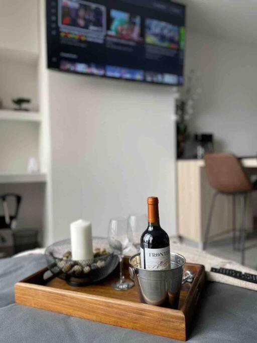 Lovely 1 Bedroom Unit With Free Parking Modra Zone 4 Guatemala City ภายนอก รูปภาพ